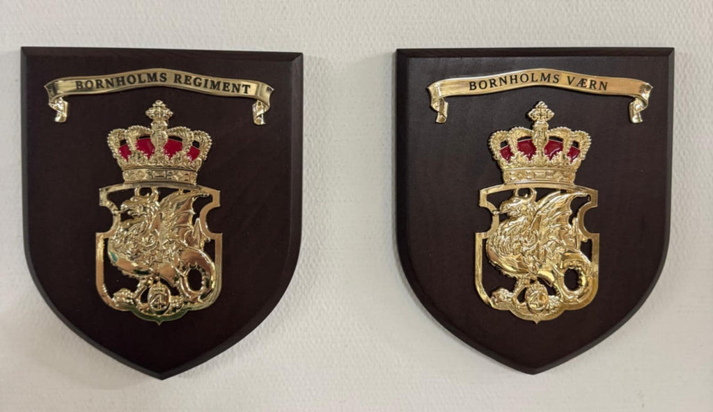 Bornholms Regiment skjold, Guld